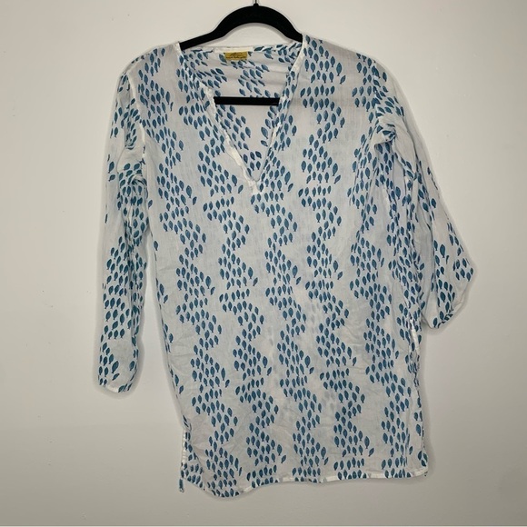 Roberta roller rabbit fish all over print blouse - Picture 1 of 7